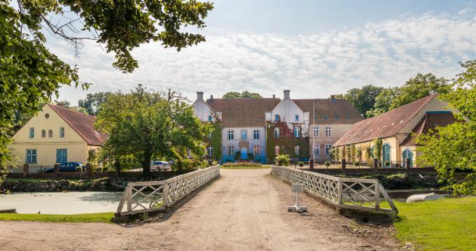 Damp hovedbygning. Foto fra 2019. Damp hovedbygning. Foto fra 2019.