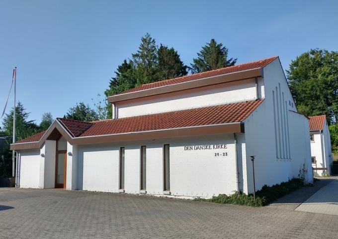 Den danske kirke i Eckernförde opført i 1985. Foto fra 2023. Den danske kirke i Eckernförde opført i 1985. Foto fra 2023.