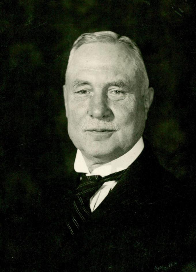 Hansen, H.P. Hansen, H.P.