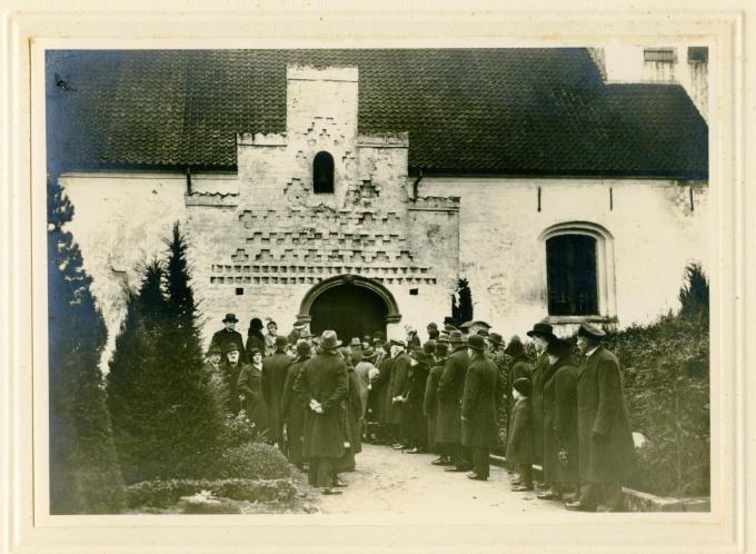 Kirkehistorie Kirkehistorie